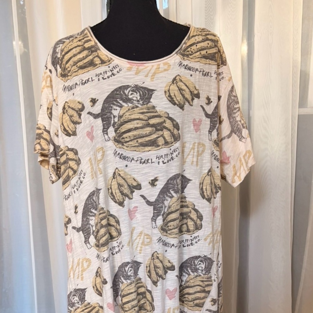 Magnolia Pearl Cat Graphic T Shirt Dress - Black and Tan - Picture 6 of 9